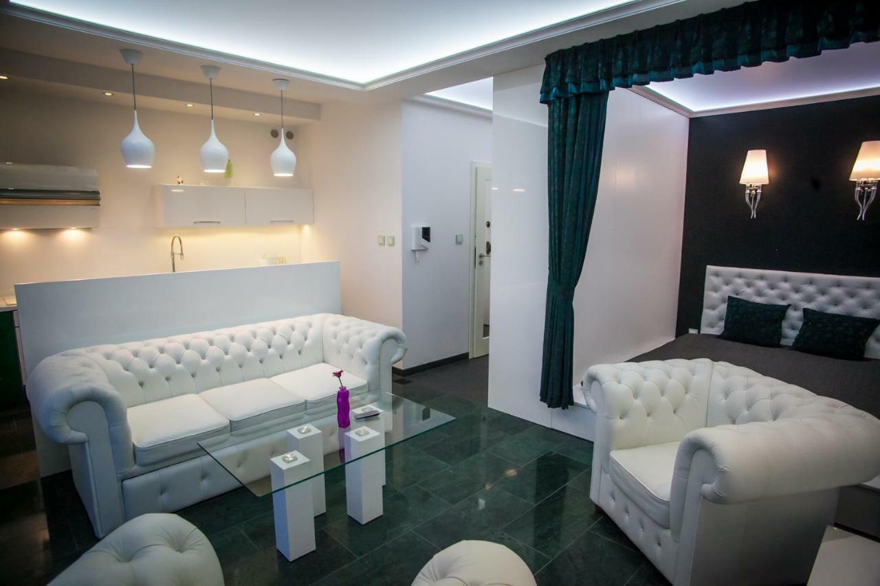 Royal Apartment In City Centre Suwałki Buitenkant foto