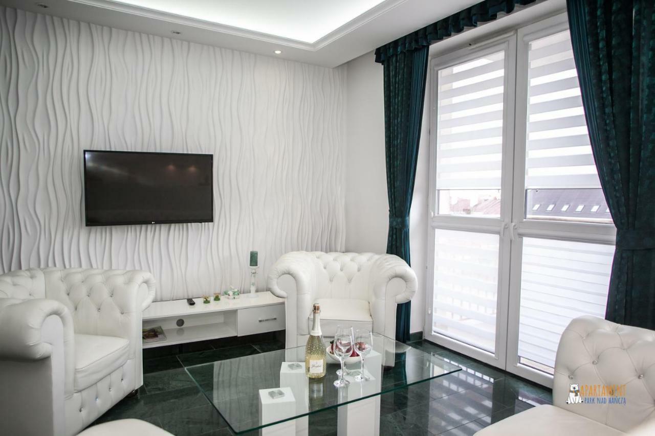 Royal Apartment In City Centre Suwałki Buitenkant foto
